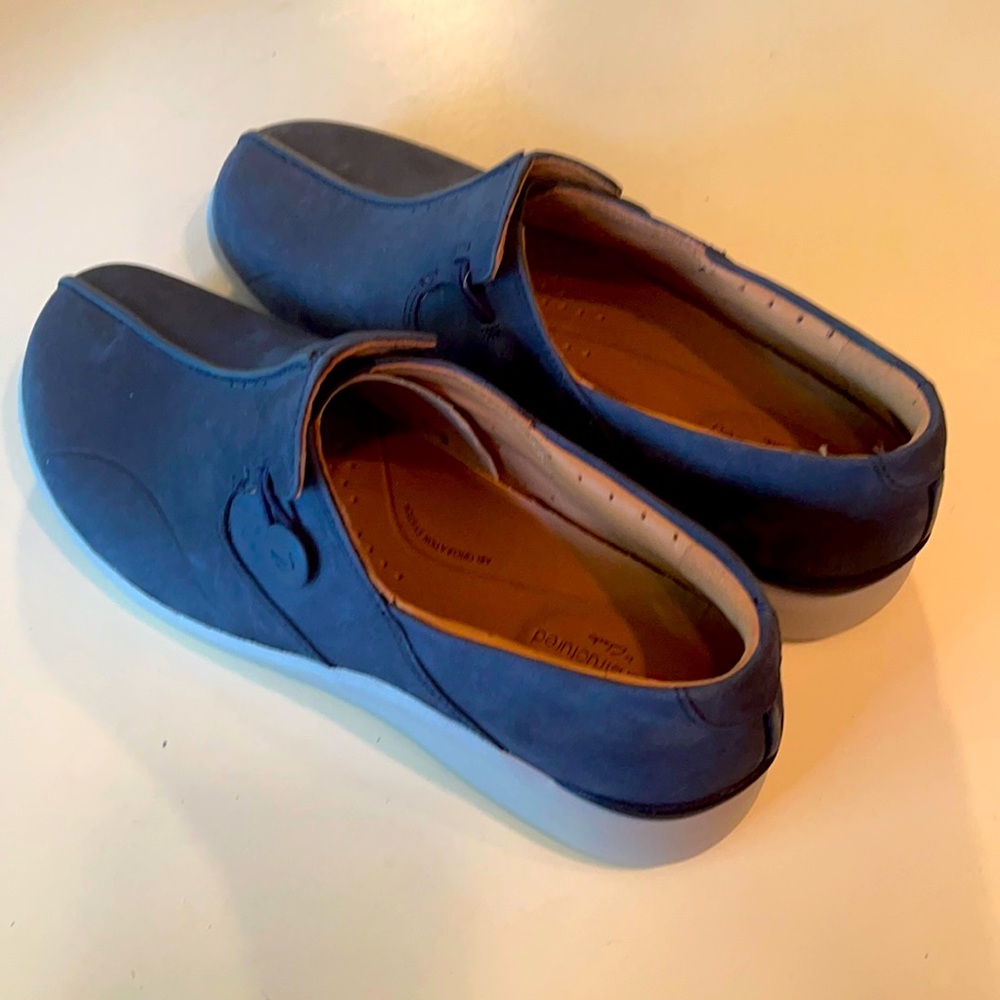 Clarks Un Loop 2 Walk Navy Shoe